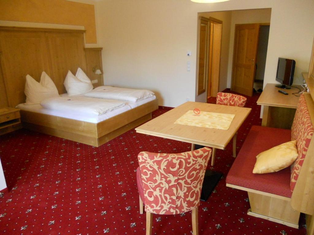 Ferienhotel Innviertel Kirchheim im Innkreis Екстериор снимка